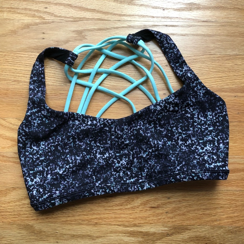 Lululemon free to be wild bra